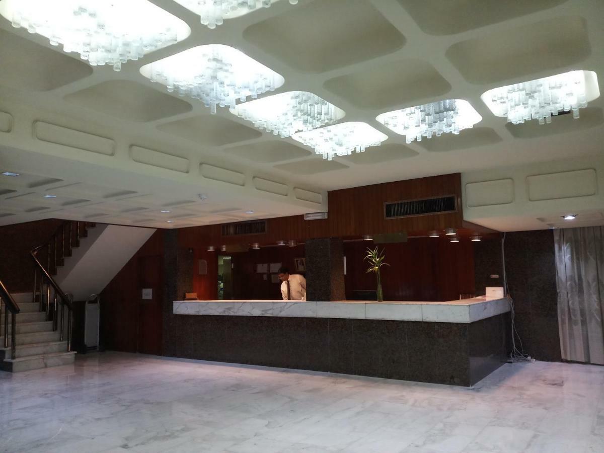 Oriental Palace Hotel Манама Екстер'єр фото