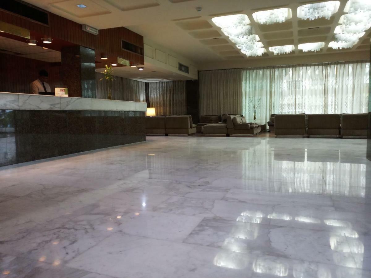 Oriental Palace Hotel Манама Екстер'єр фото